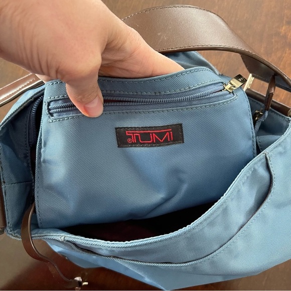TUMI Nylon and Leather Shoulder Bag Light Blue Brown - Picture 7 of 8